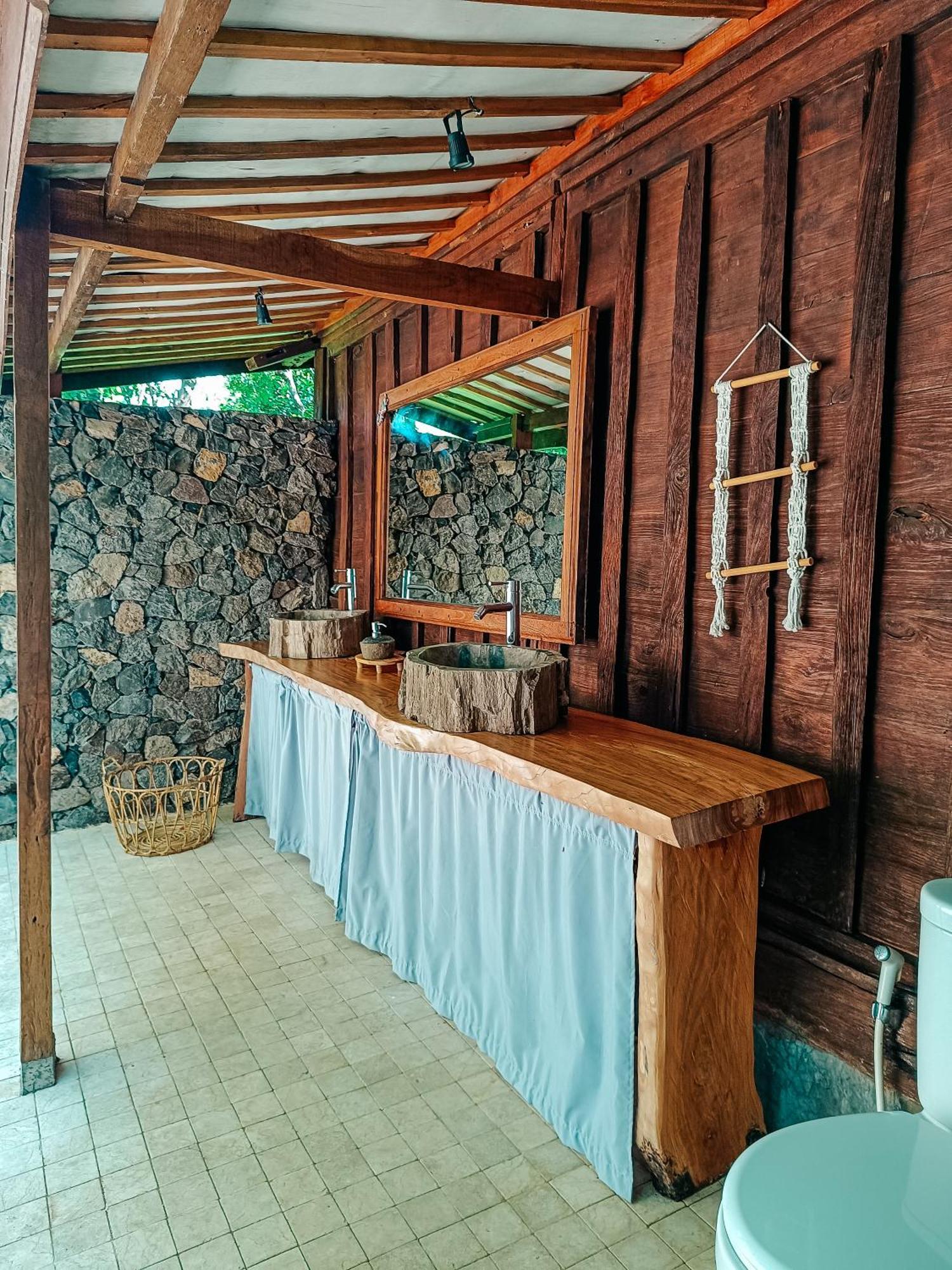 Alaya Ecolodge Pemuteran Buitenkant foto